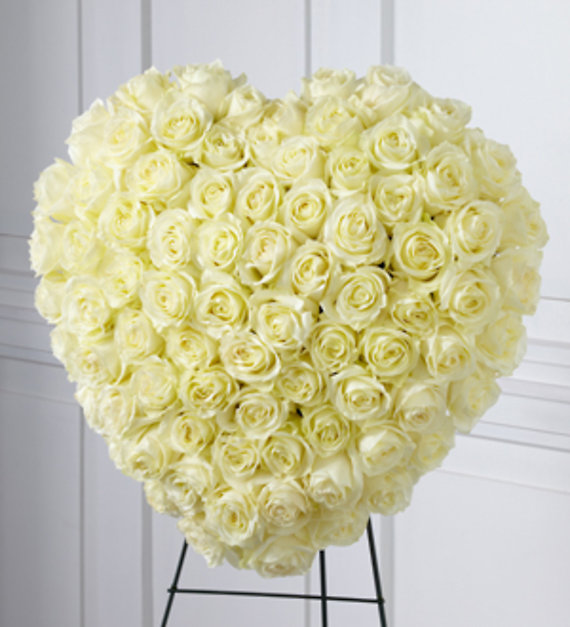 Elegant Remembrance™ Standing Heart
