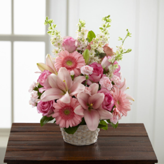 Whispering Love™ Arrangement